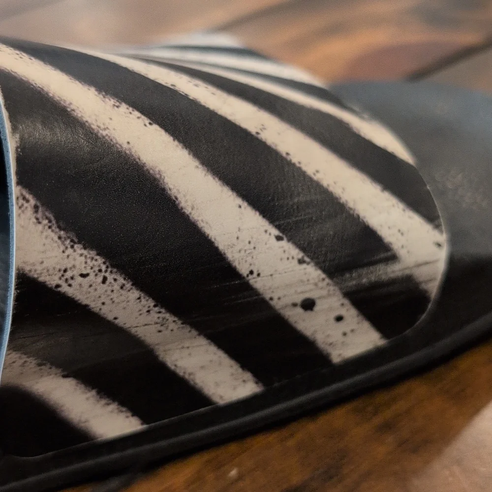 Off-white Spray Stripes Slides 43